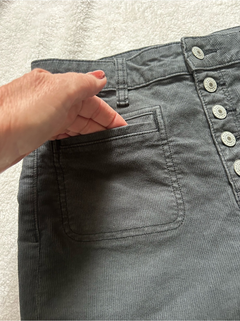 American Eagle High-Rise Button-Fly Charcoal Grey Flare Corduroy Jeans Pants 6 - Picture 7 of 11